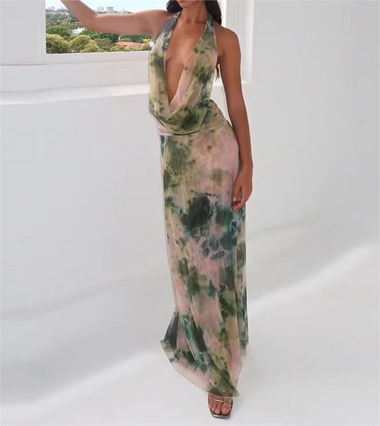 Twinie Halter Collar Printed Vest Skirt Set