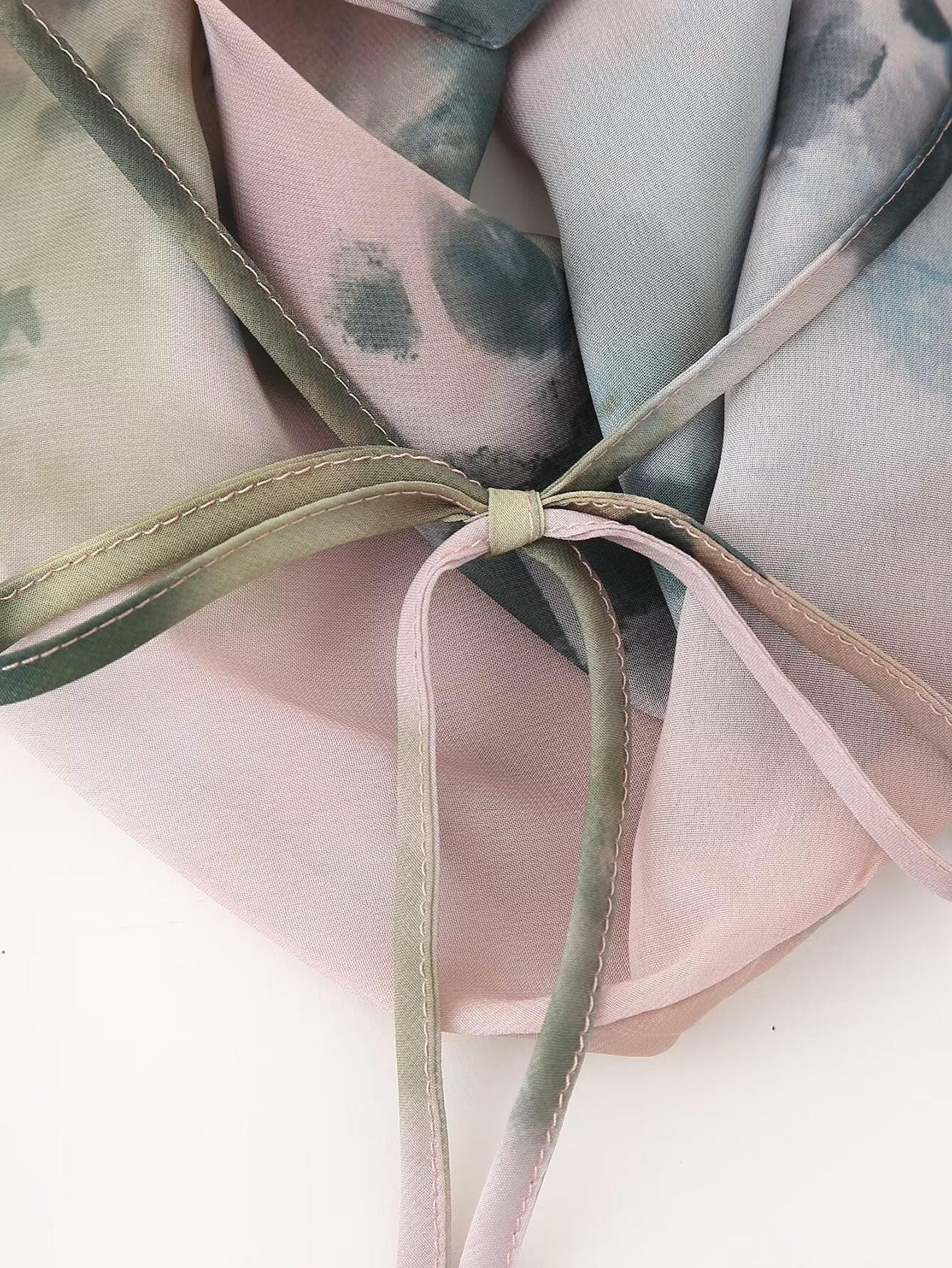 Twinie Halter Collar Printed Vest Skirt Set