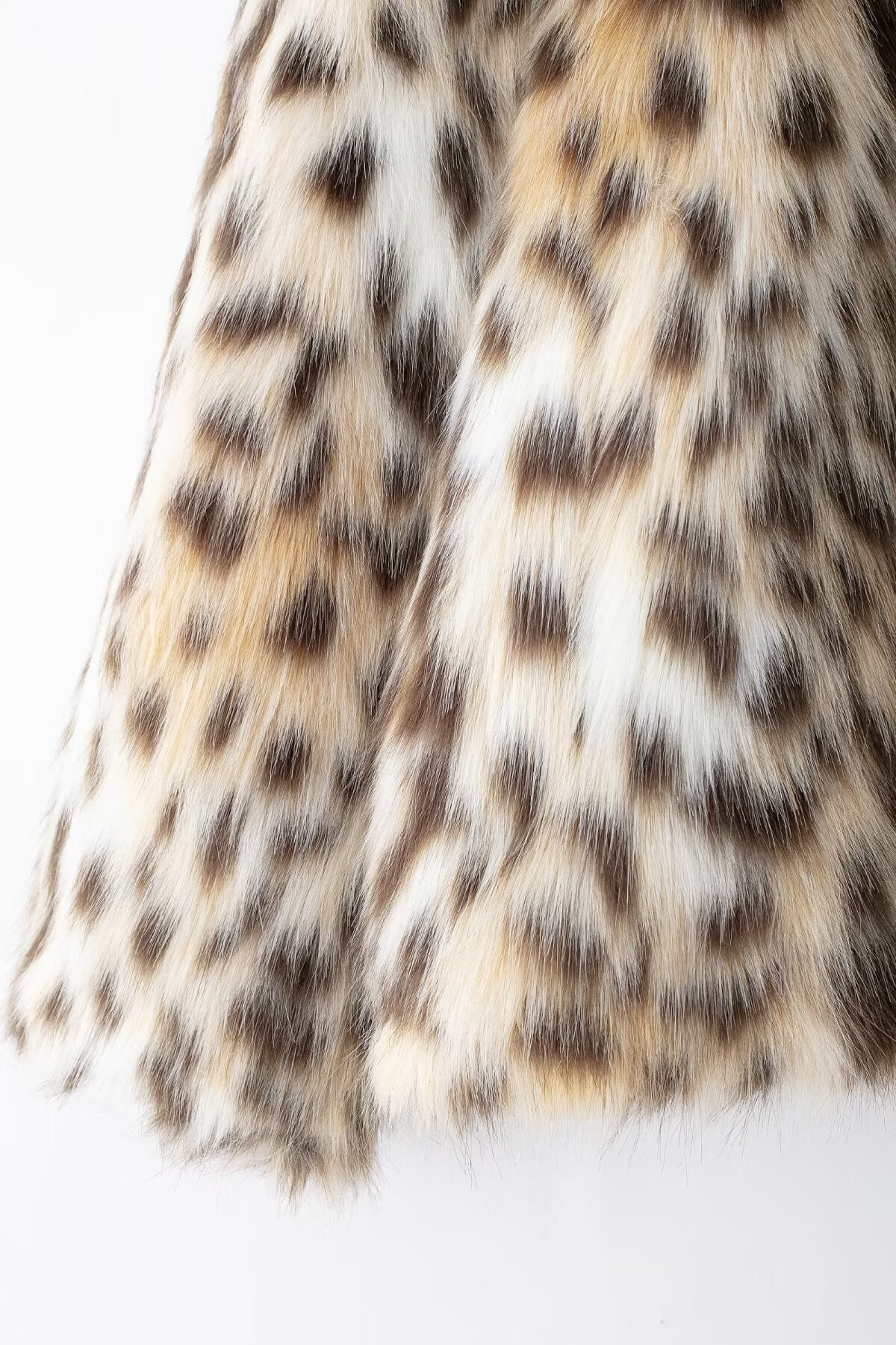 Leona Faux Fur Effect Thickened Warm Leopard Print Coat