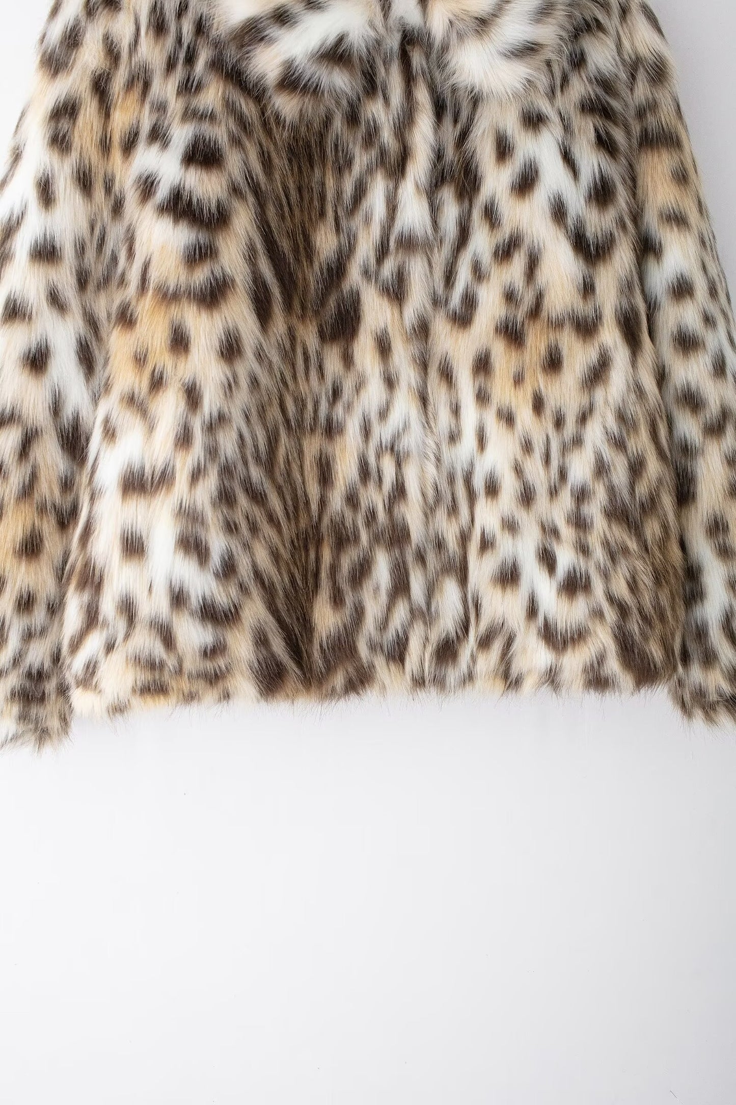 Leona Faux Fur Effect Thickened Warm Leopard Print Coat