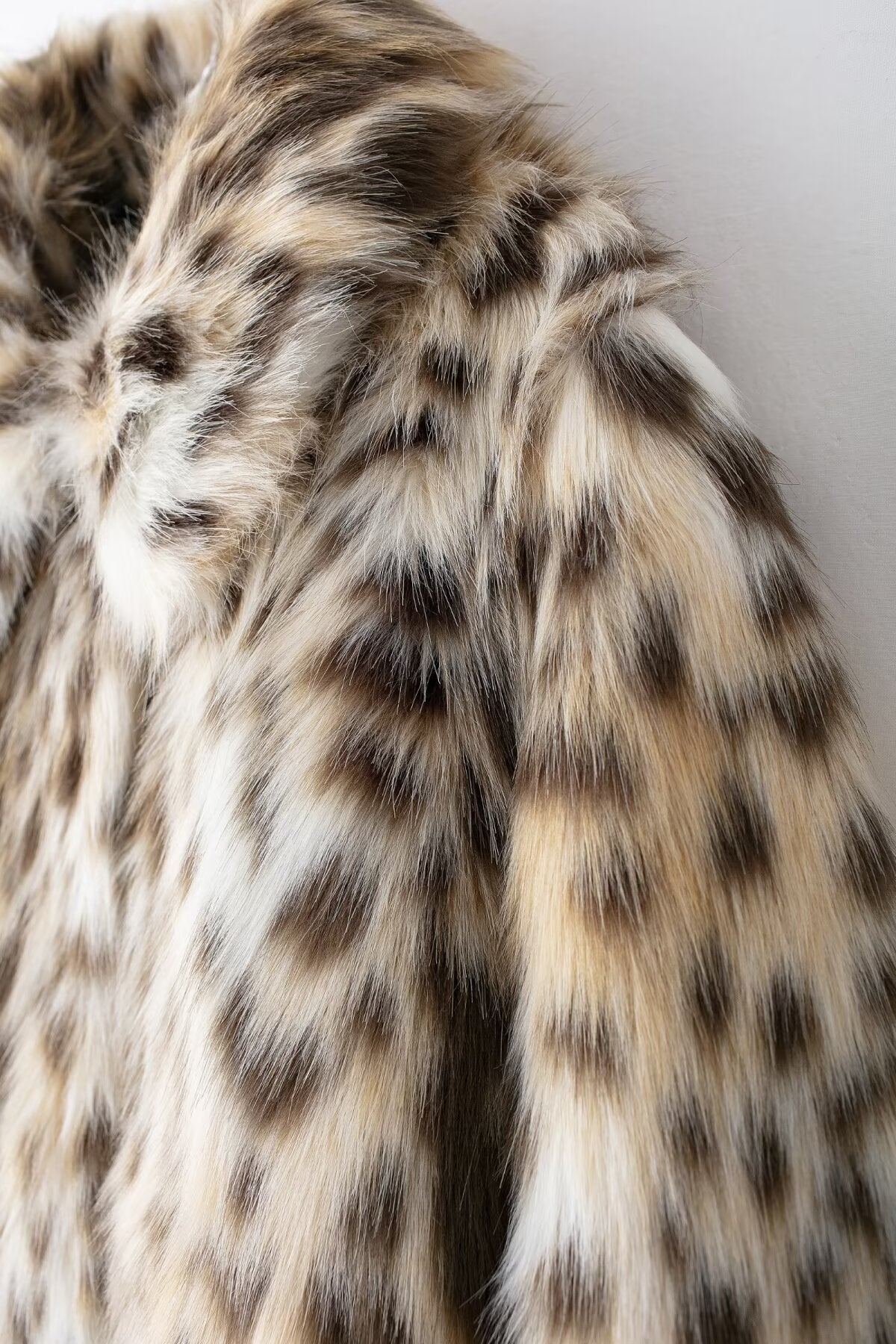 Leona Faux Fur Effect Thickened Warm Leopard Print Coat