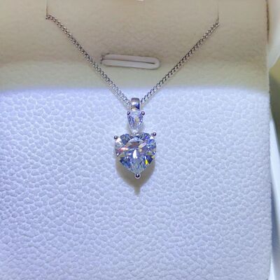 2 Carat Moissanite 925 Sterling Silver Heart Pendant Necklace - NUTRAL ATTIRE