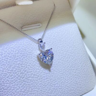 2 Carat Moissanite 925 Sterling Silver Heart Pendant Necklace - NUTRAL ATTIRE