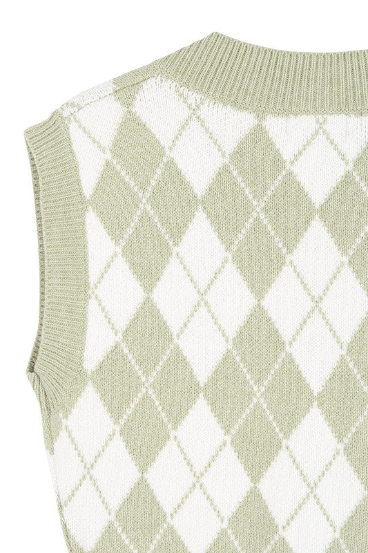 Knitted argyle sweater vest