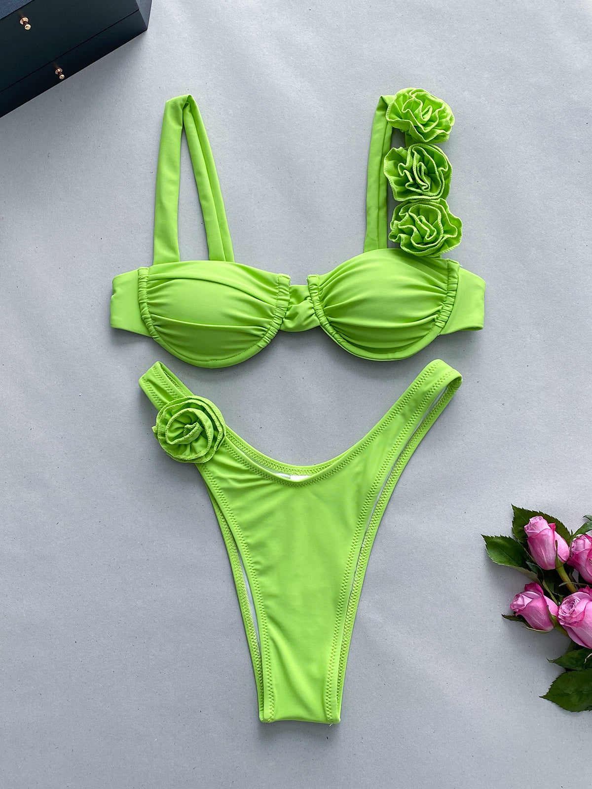 Bikini Solid Color Steel Bracket Three Dimensional Floral Split Women Swimsuit