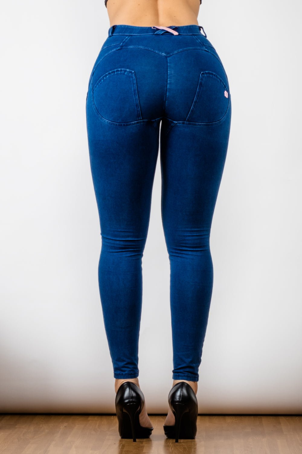 Booty Lift Skinny Jeans - NUTRAL ATTIRE