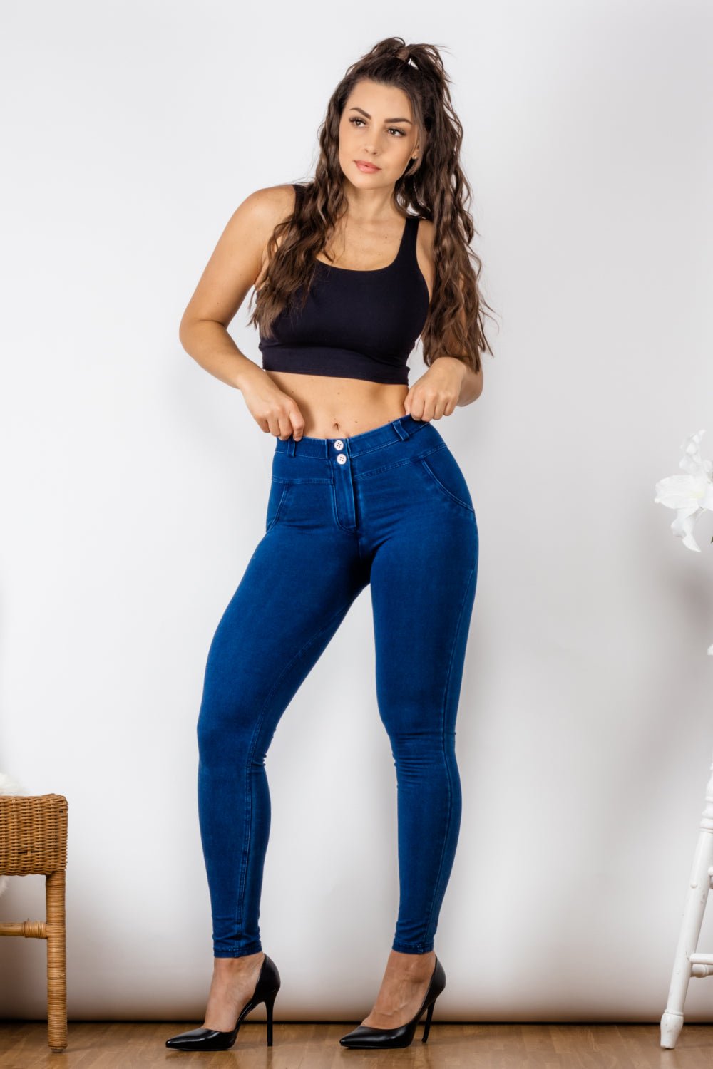 Booty Lift Skinny Jeans - NUTRAL ATTIRE