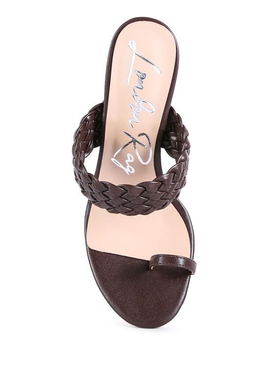 HIGH PERKS WOVEN STRAP TOE RING SANDALS - NUTRAL ATTIRE