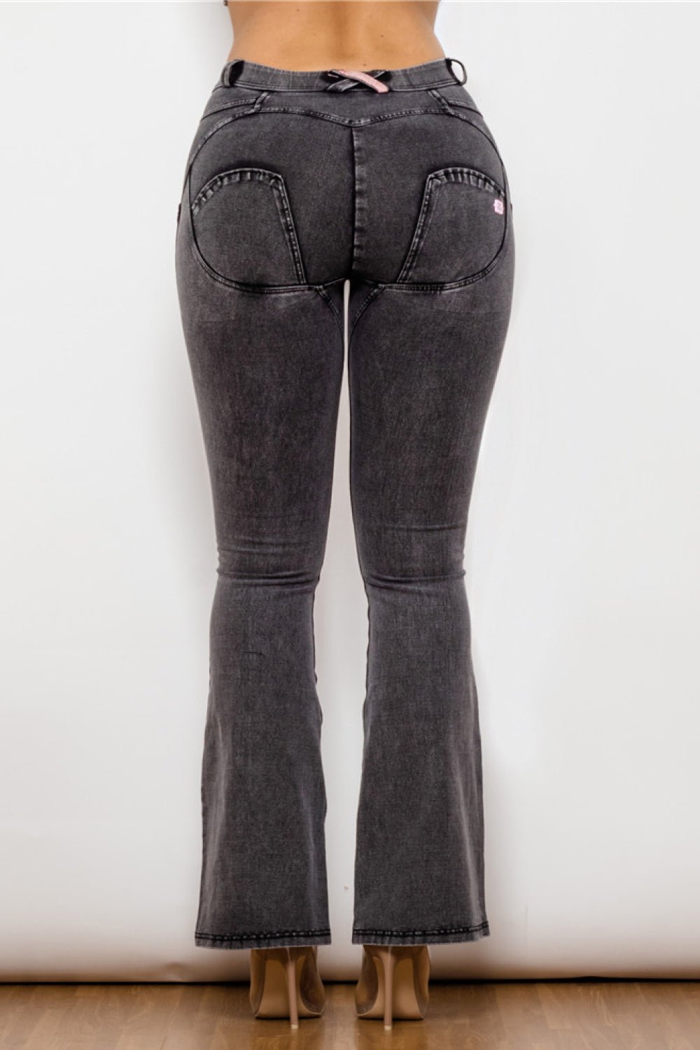 Perfect Peach Two - Button Flare Jeans - Gray - NUTRAL ATTIRE